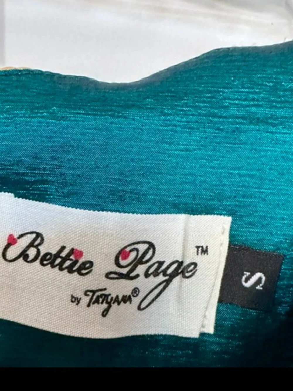 Deep Green and Gold Shiny Bettie Page dress by Tatyana - Size Small - Picture 5 of 5